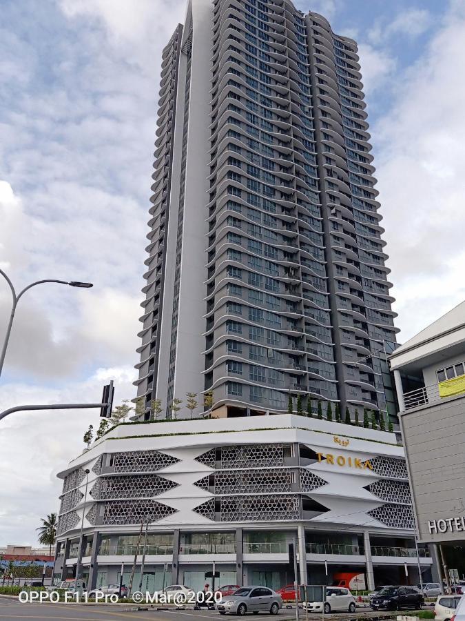 Al Zahra Homestay By Troika Kota Bharu "Stay In Style, Sleep In Comfort" Exterior photo