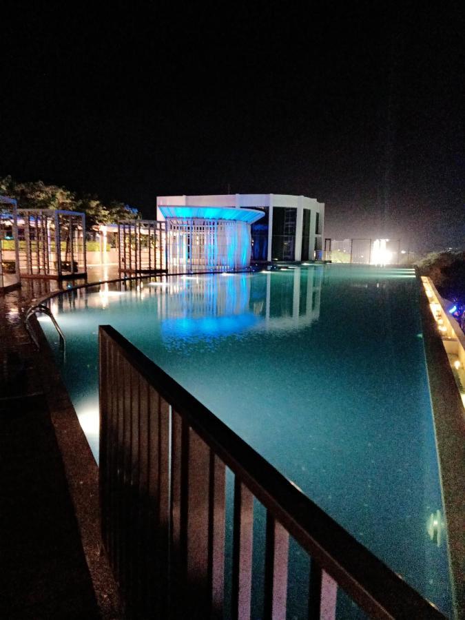 Al Zahra Homestay By Troika Kota Bharu "Stay In Style, Sleep In Comfort" Exterior photo